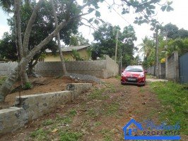 Land for Sale at Thalawathugoda
